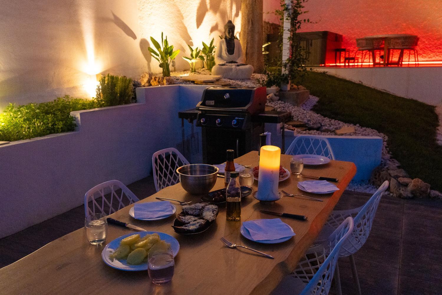 Appartement Seaside Tranquility And Urban Luxury - Stylish Duplex In W Jacuzzi Torremolinos