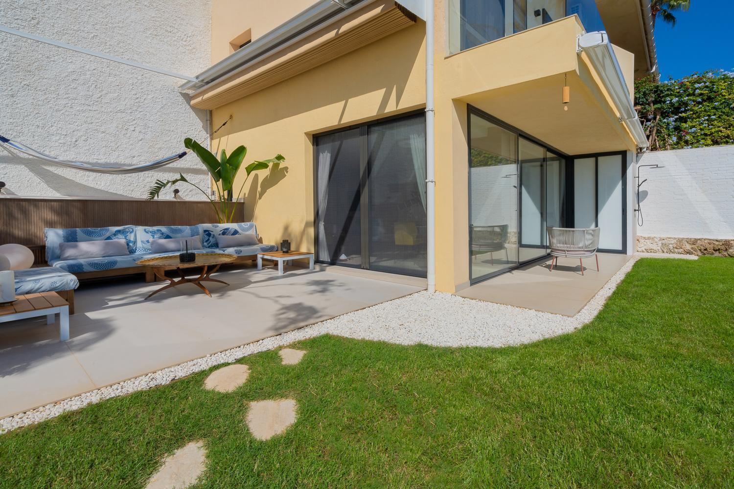 Appartement Seaside Tranquility And Urban Luxury - Stylish Duplex In W Jacuzzi Torremolinos