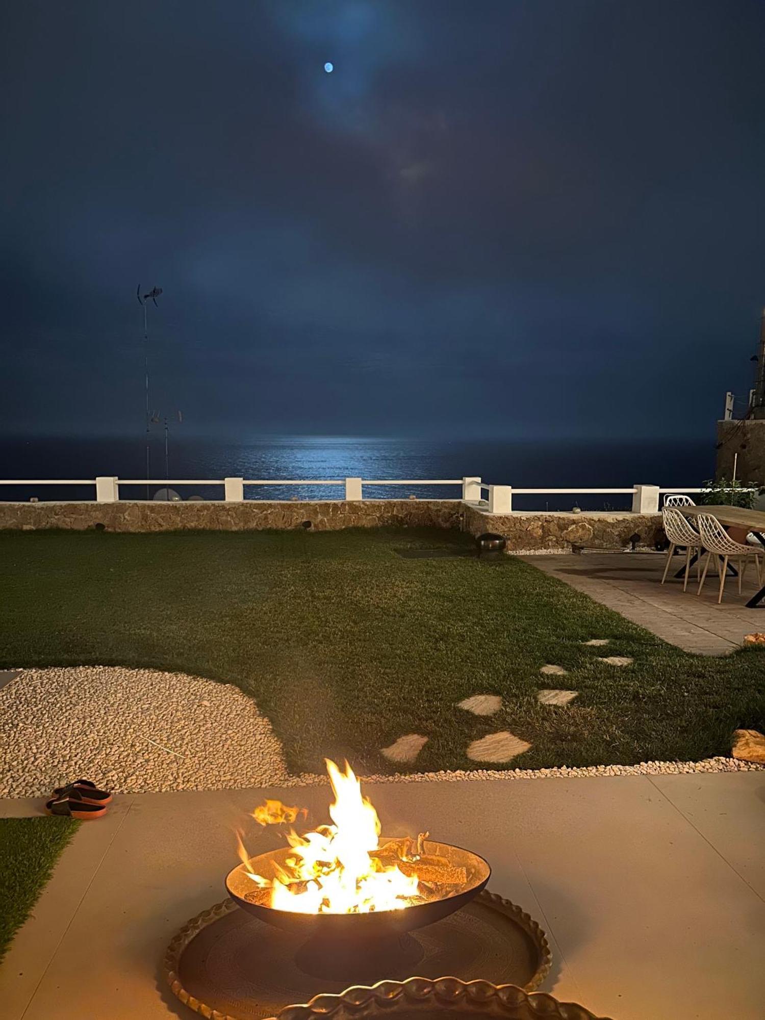 Seaside Tranquility And Urban Luxury - Stylish Duplex In W Jacuzzi Appartement
